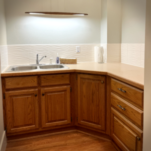 The Quincy Room Kitchenette